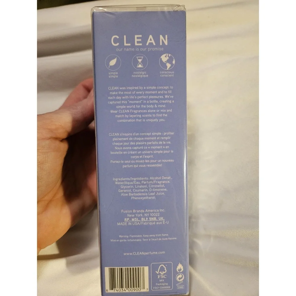 Clean fresh laundry &lavender